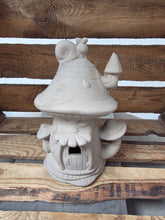Load image into Gallery viewer, Mushroom Snail Shack