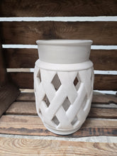 Load image into Gallery viewer, Criss cross tealight