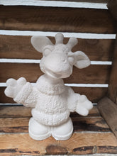 Load image into Gallery viewer, Knitwit Giraffe

